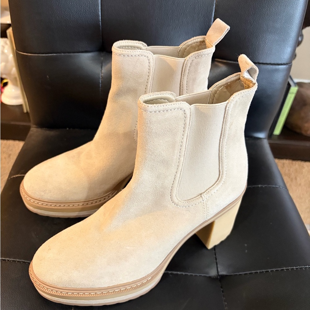 Steve Madden Cream Lexa Suede Beige Ankle Boots, 3.5" heel